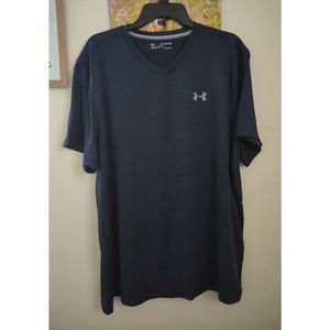 UNDER ARMOUR shirt